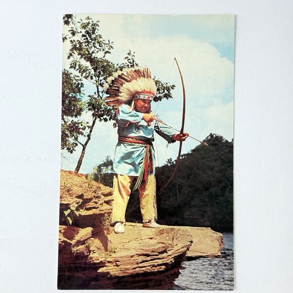Chief Ho-ton-ga George LeMere Wisconsin Dells WI 1960 Chrome Postcard 4637 T63 - Picture 1 of 2